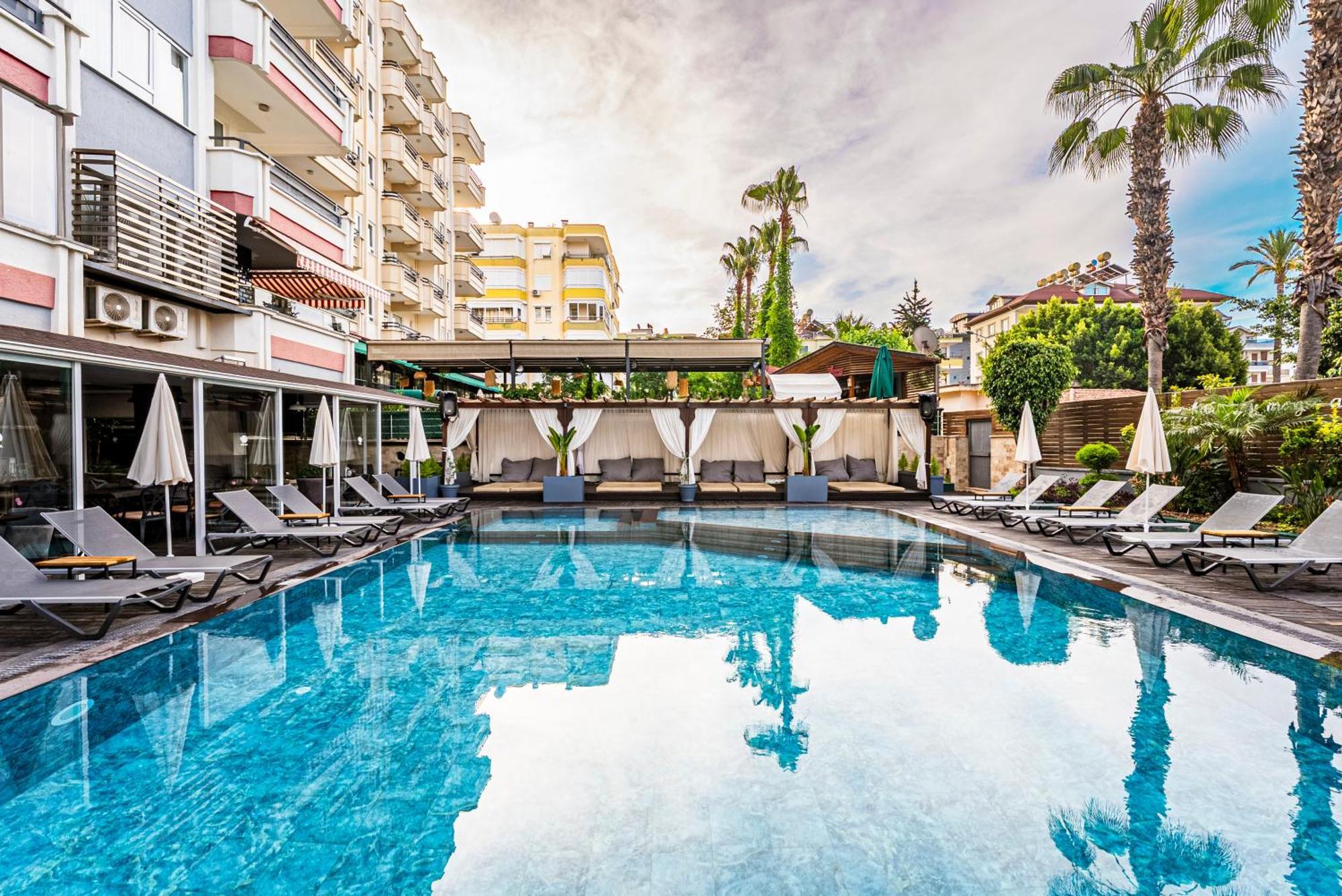 Hma Hotel & Suites Алания Экстерьер фото
