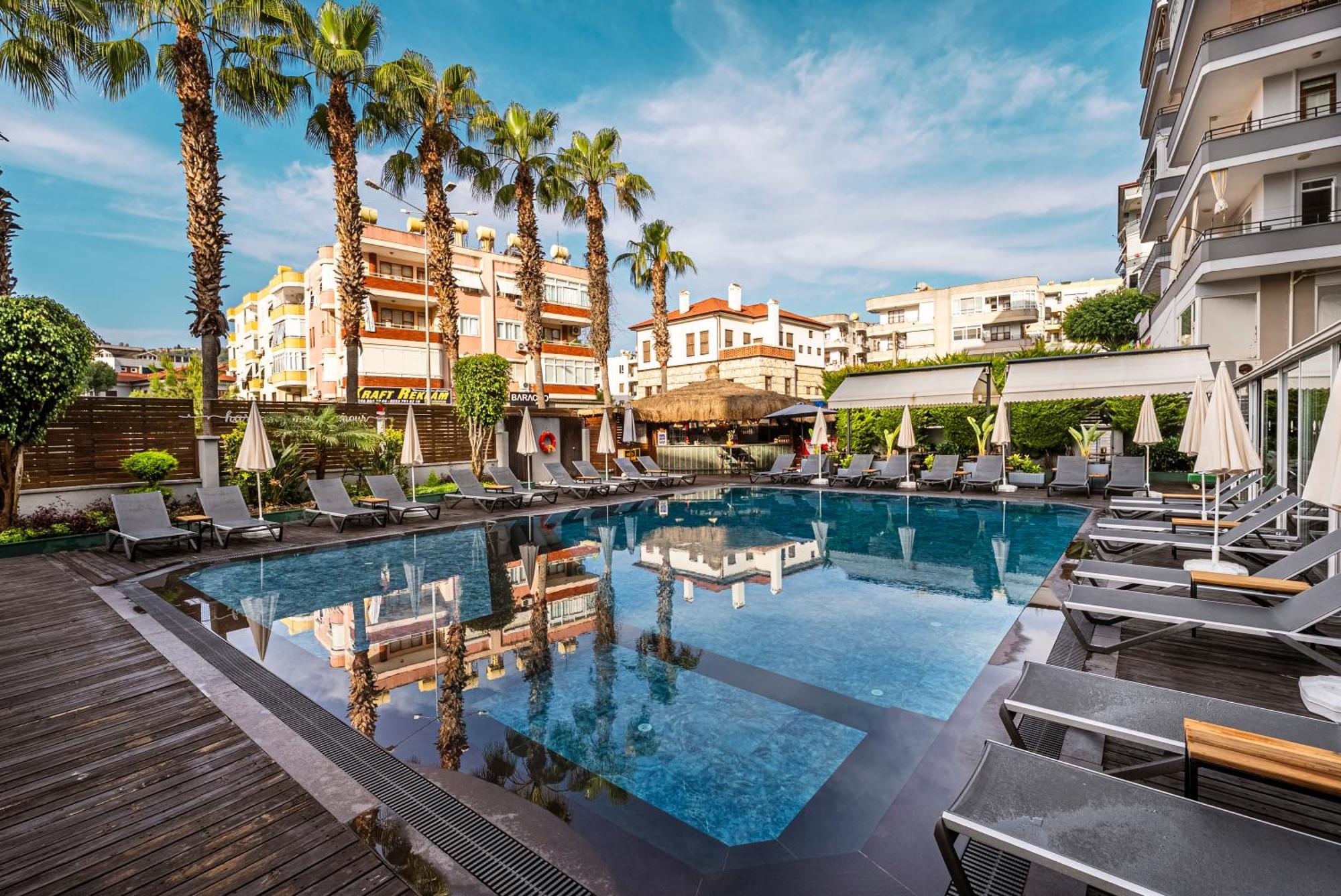 Hma Hotel & Suites Алания Экстерьер фото
